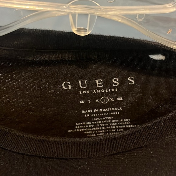 Guess tee shirt. Size L worn several times. Listing # 512 - Picture 3 of 4